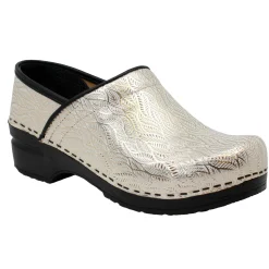 BJORK PROFESSIONAL Mysa Natural Tooled Leather Clogs