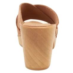 BJORK RIKKE Swedish Wooden Clogs in Cognac Nubuck
