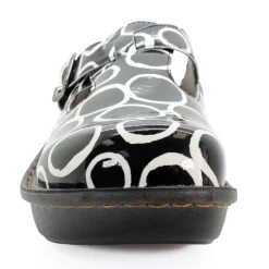 Sanosan Bella Comfort Slip-On Clogs in Zen Circles